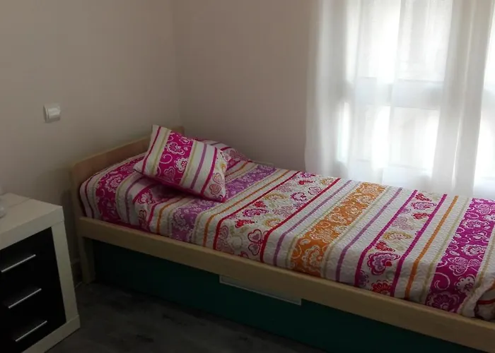 Pisazo Calle Peatonal En El Centro! Santander